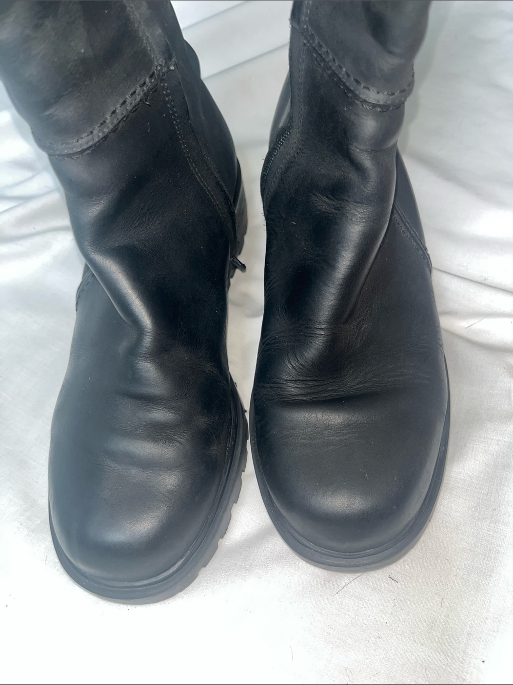 Eddie Bauer Women Leather Boots Size 6 - Picture 3 of 16